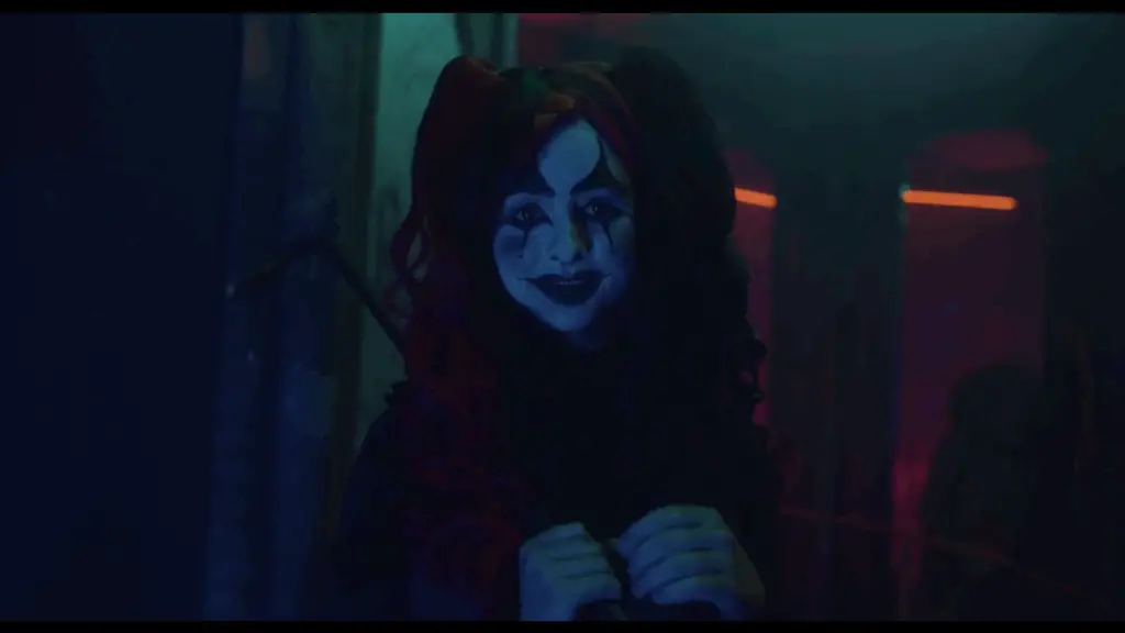 Just so you know, we DO get a double goth clown makeout scene in this movie.
