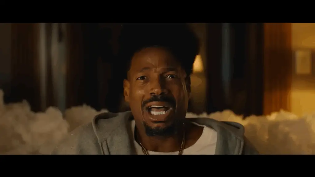 If you're expecting cerebral, high-brow humor out of Scary Movie ... well, what's wrong with you?