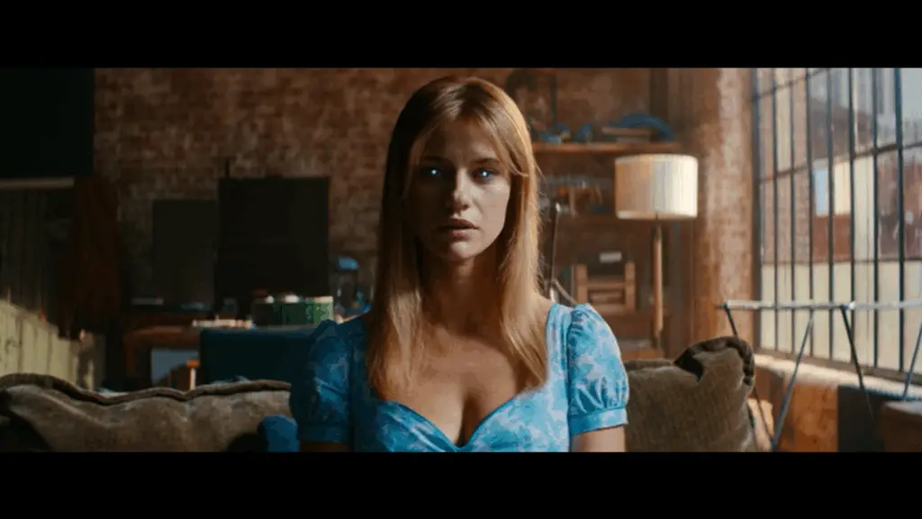Lily Sullivan is adequately creepy as Sara, the robotic vixen of your nightmares.