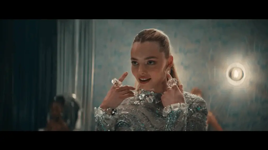 Saying "Her Private Hell" is all style and no substance is putting it mildly.