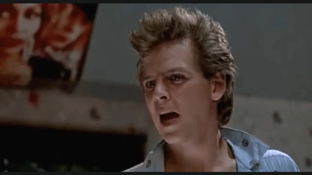 The best thing about Elm Street 2 is its total lack of blunt subtext about anything.