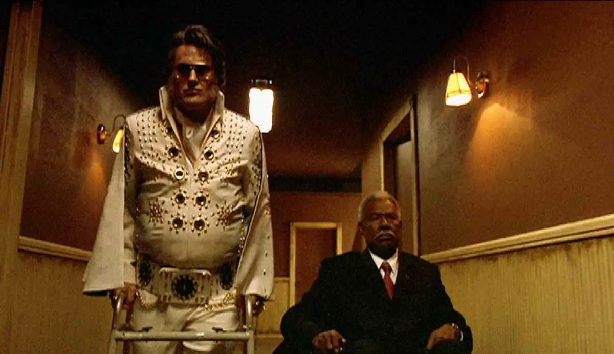 Elvis (Bruce Campbell) and Jack (Ossie Davis) in Don Coscarelli's Bubba Ho-Tep.