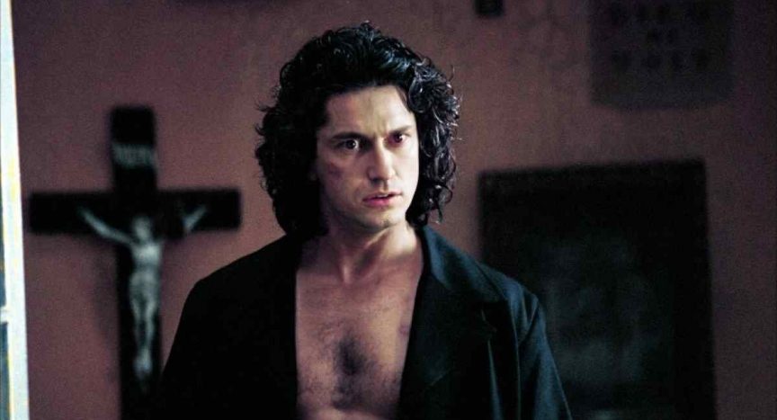 Dracula (Gerard Butler) is awake and ready to raise hell in Patrick Lussier's 2000 vampire film Dracula 2000.