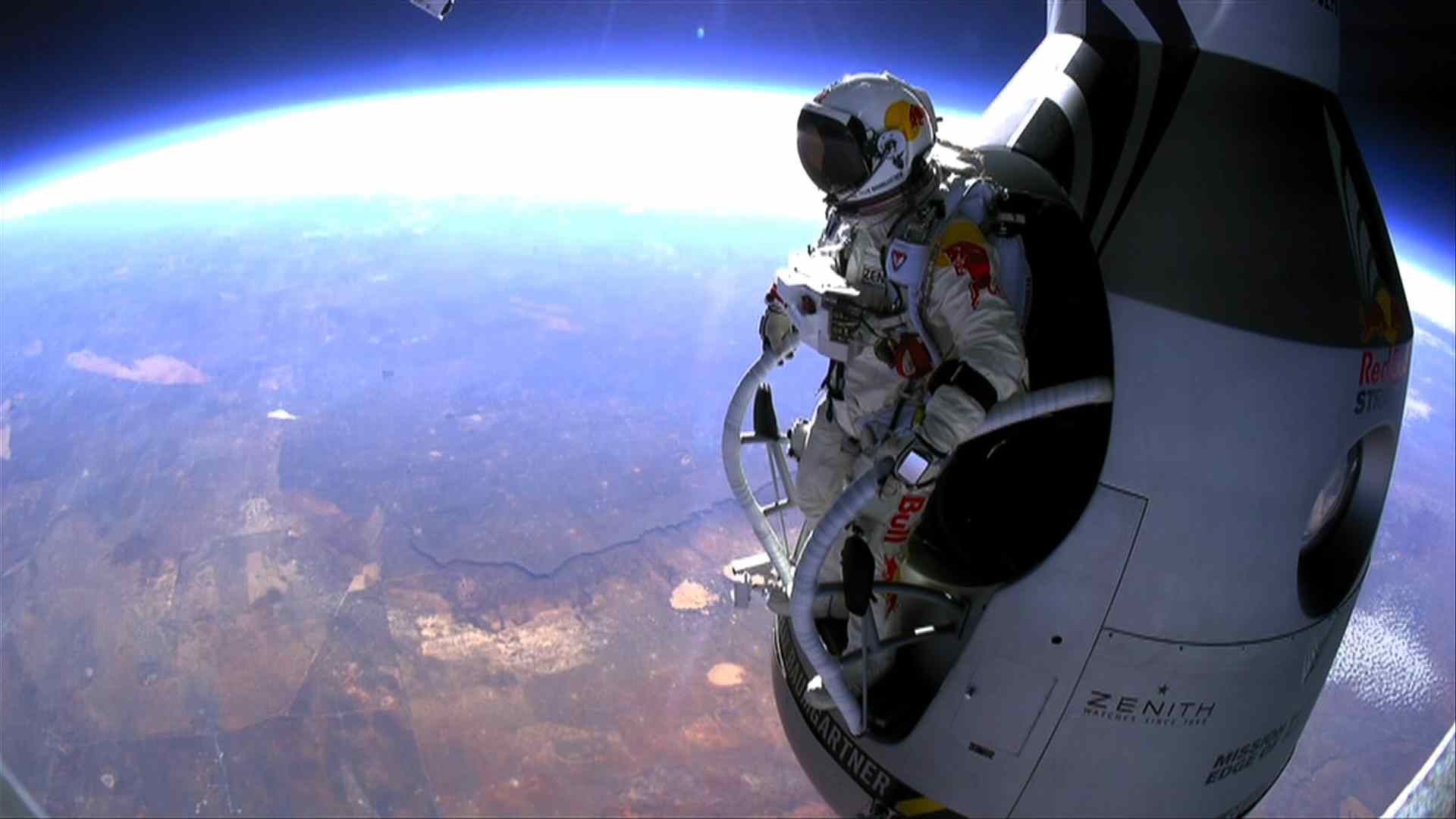 daily mail longest freefall i world space