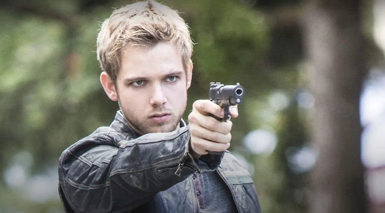 Max Thieriot as Dylan