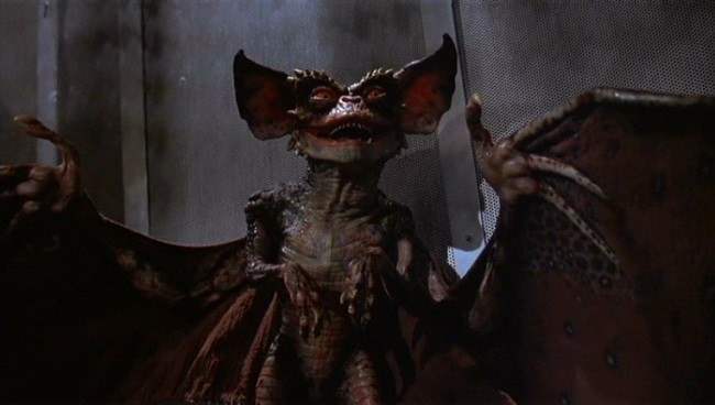 gremlins-2-bat