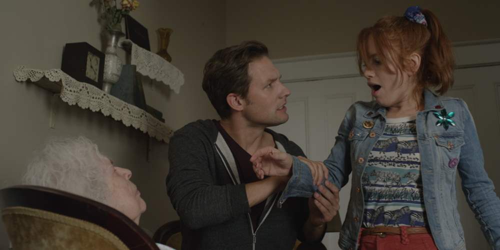 Michael Cassidy and Maria Thayer in Night Of The Living Deb