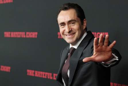 Demian Bichir. Covenant