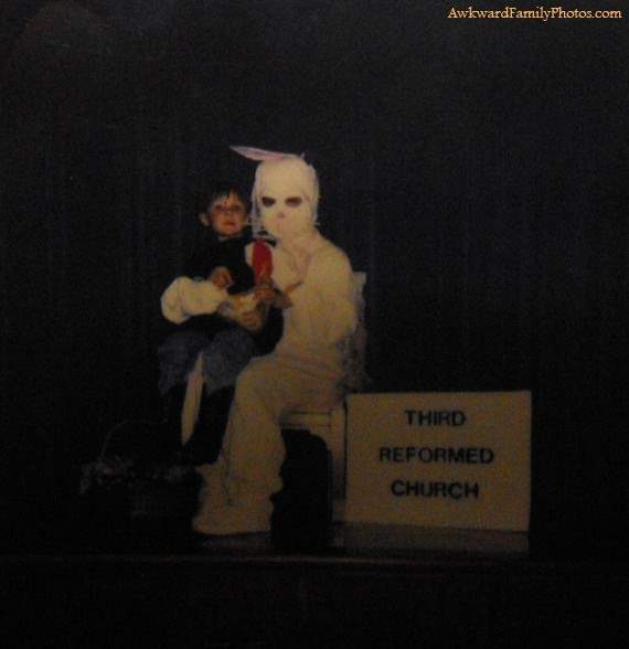 Super creepy easter bunny family photos.