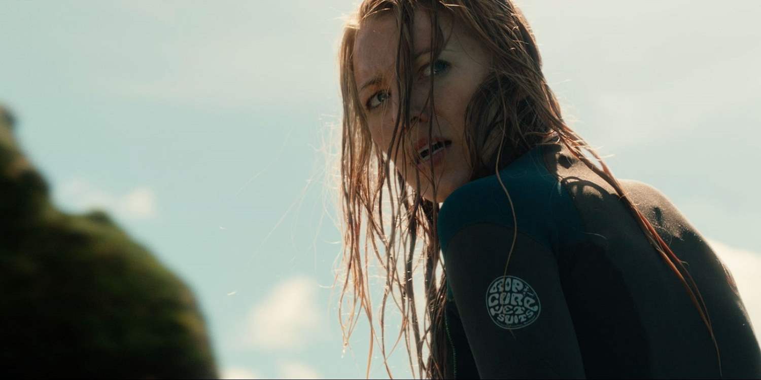 Blake Lively in The Shallows look