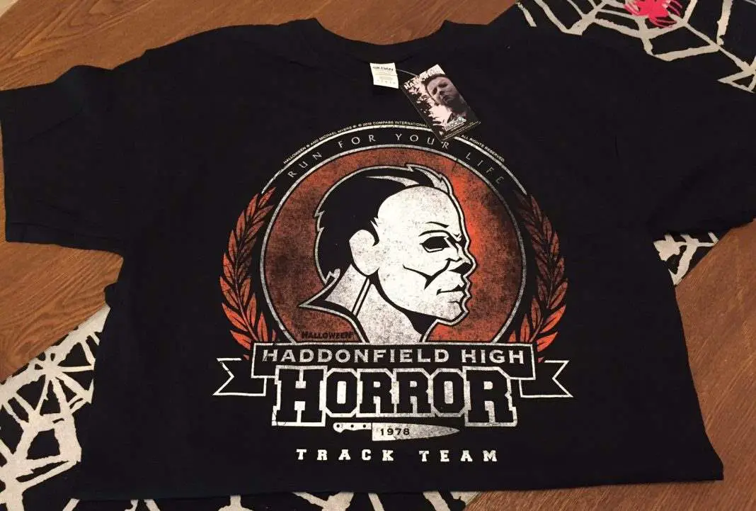 A Halloween-themed t-shirt in the October 2016 Horror Block