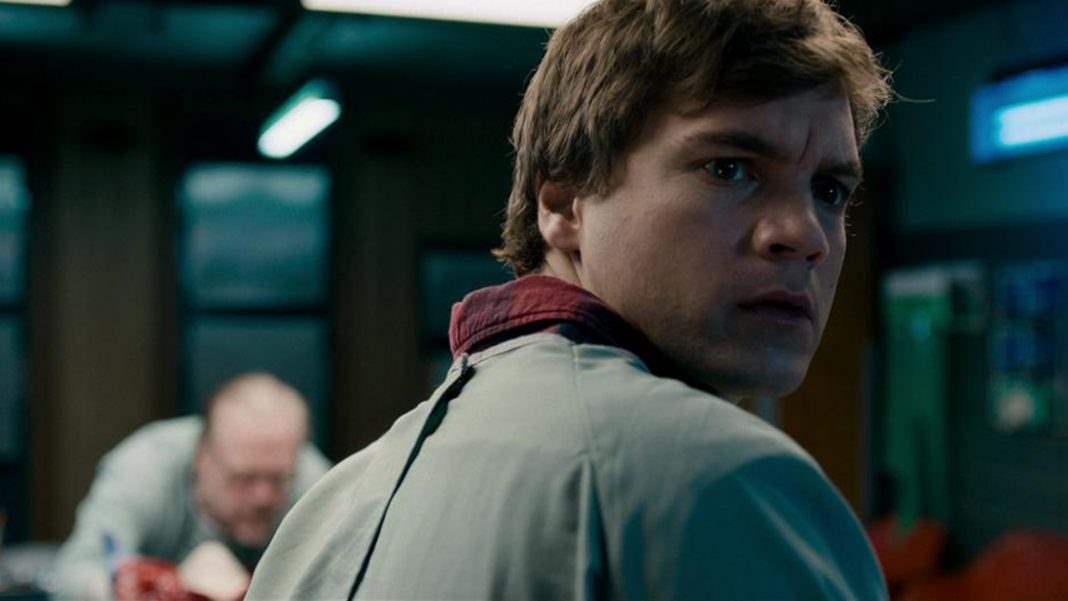 Emile Hirsch worried in The Autopsy Of Jane Doe