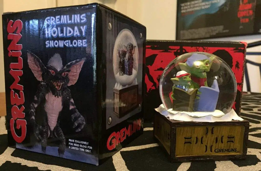 A Gremlins snow globe in the November 2016 Horror Block