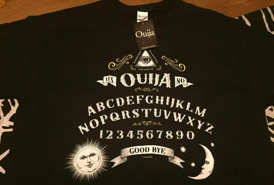 Ouija board t-shirt - Horror Block December 2016