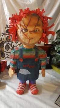 chucky pinata