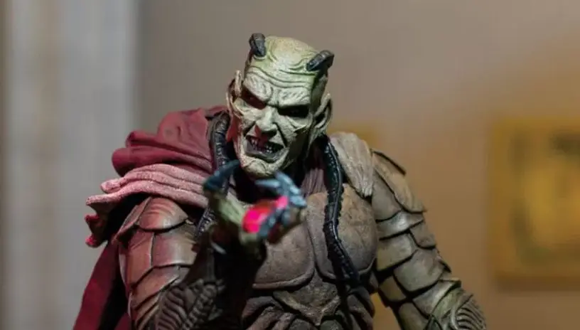 Исполнитель желаний отзывы. Jin исполнитель желаний MCFARLANE. Wishmaster фигурка. Исполнители желаний. Статуэтка исполнителя желаний.