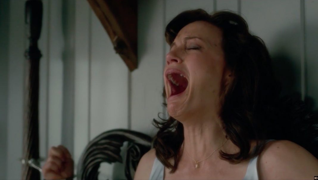Jessie screaming in Gerald's Game