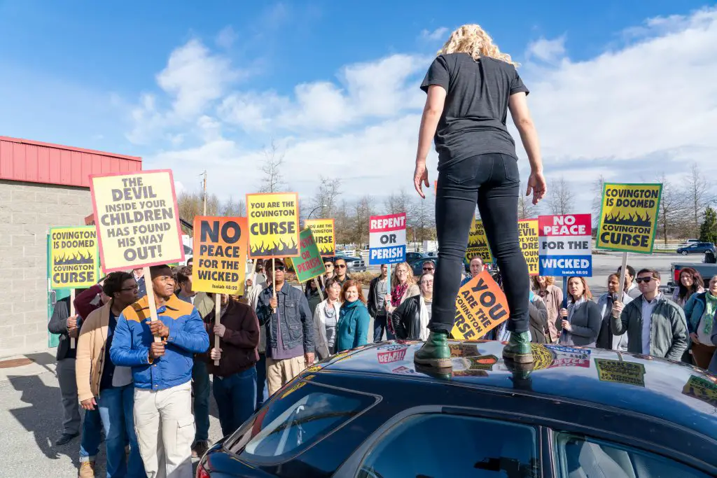 Spontaneous movie rally