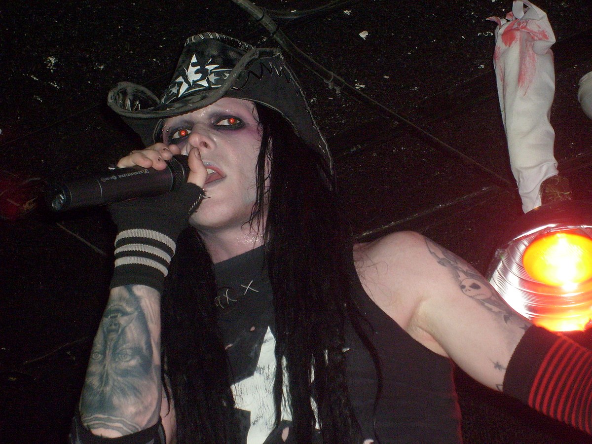 Horror Punk Artist Wednesday 13 Talks New Album and Chuck Norris [Exclusive] – Wicked Horror
