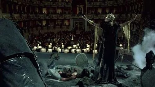 A weird ritual in Opera